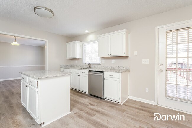Building Photo - 1500 Barry Oak Ct, Kernersville, NC 27284
