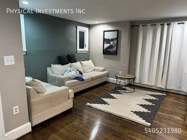 Foto del edificio - 1712 Main St SW