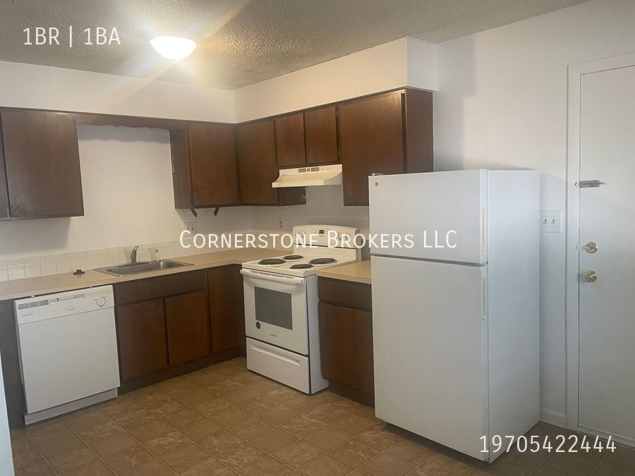 Foto principal - Affordable apartment in Evans, Colorado!