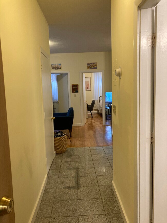 Foto del edificio - 169 Endicott St