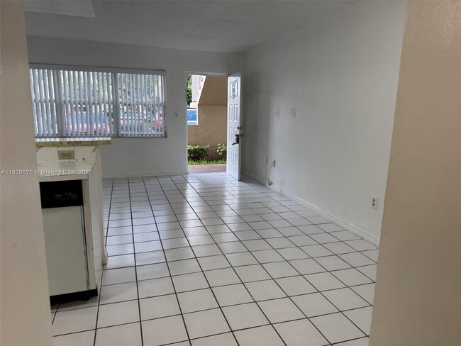 Building Photo - 8670 NW 6th Ln