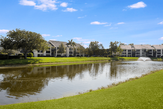 Building Photo - Village Crossing