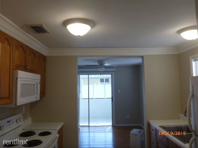 Building Photo - 3 br, 1 bath House - 2836 Olympic street