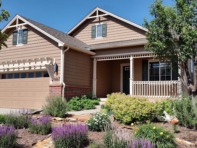 Building Photo - Gorgeous Former Model 4BD Ranch Home | Upg...