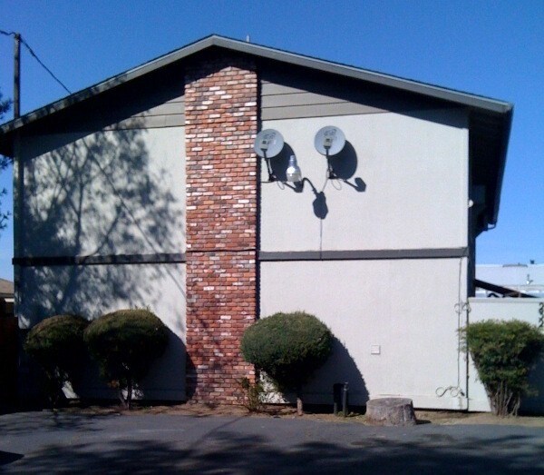 Foto del edificio - 248 W Clark St