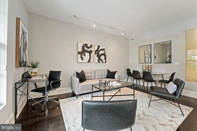 Foto del edificio - 1011 M St NW