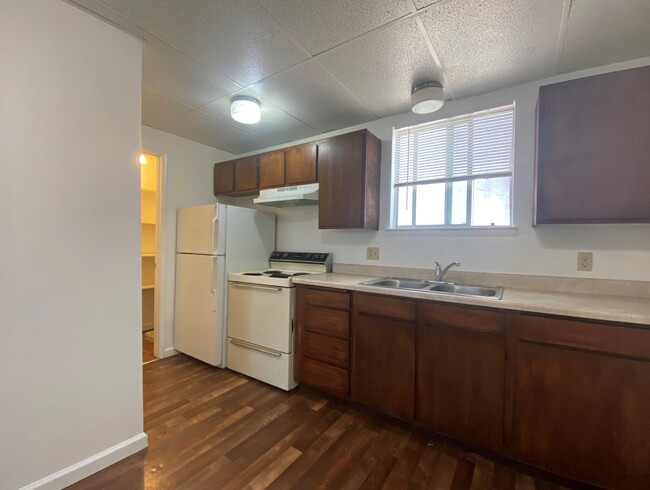 Foto del edificio - 1535 N Virginia St