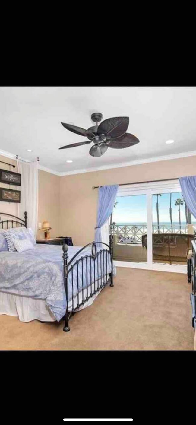 Master bedroom - 900 Pacific Coast Hwy