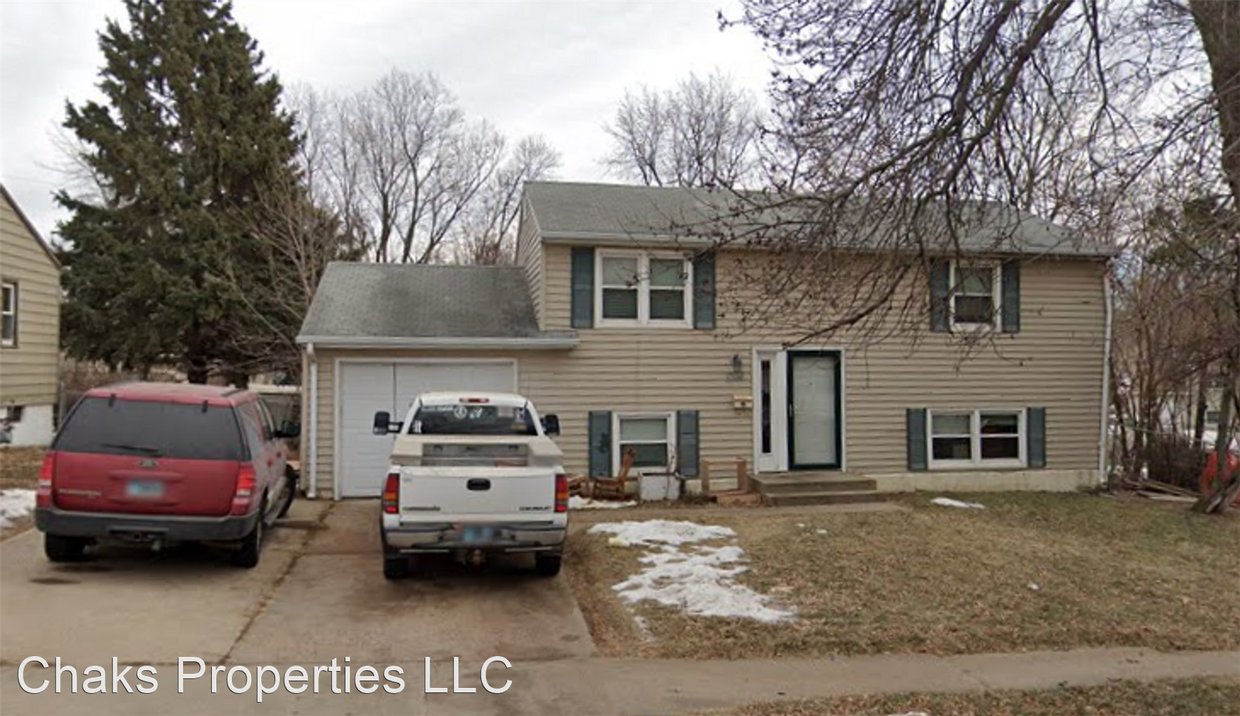 4 br, 1.5 bath House 1324 S Annway House Rental in Sioux Falls, SD