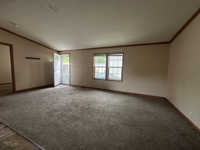 Foto del edificio - 76 E U.S. Hwy 6