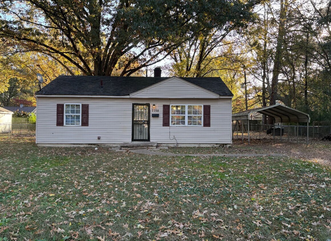 Primary Photo - 3 Bedroom 1 Bath Home Millington convenient to Navy Base and Hwy 14