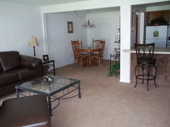 Living Area - Windsor Mews Apartments