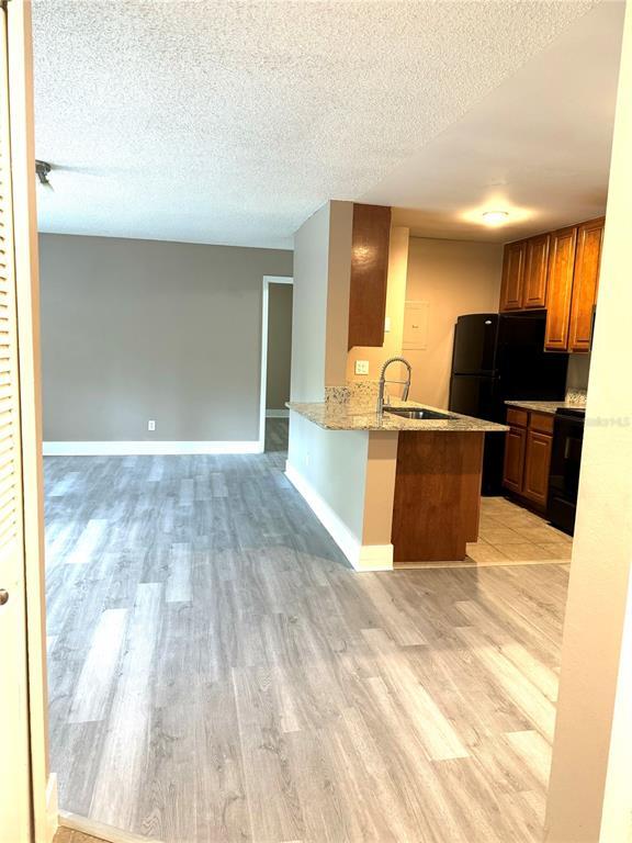 Building Photo - 6064 Westgate Dr