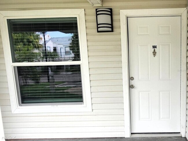 Foto del edificio - 2 br, 2 bath Condo - 2568 Woodgate Bouleva...