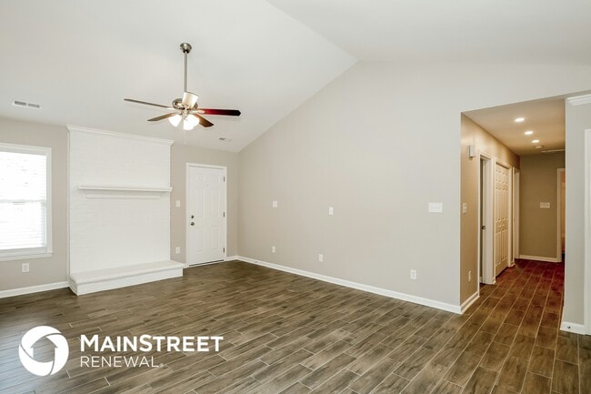 Building Photo - 5120 Swedish Ivy Ln