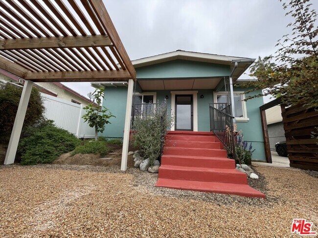 Building Photo - 5211 Almaden Dr