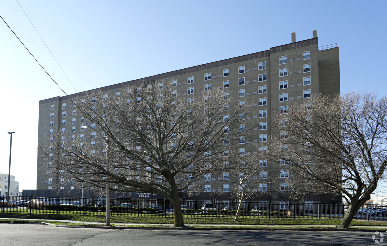 Primary Photo - Phillips Seaview Tower