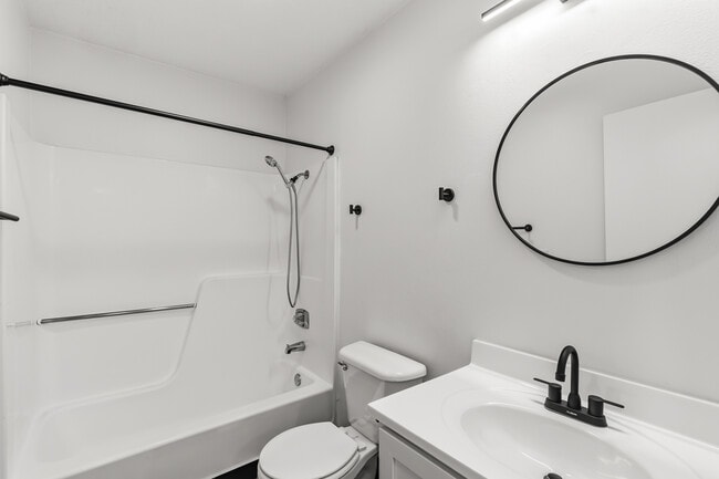 Building Photo - Triple Crown Altoona Cooperative