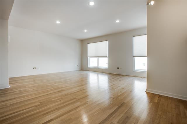 Foto del edificio - 4134 Travis St