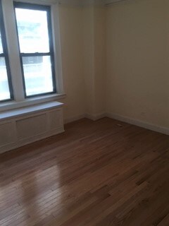 Building Photo - 145 W 96th St