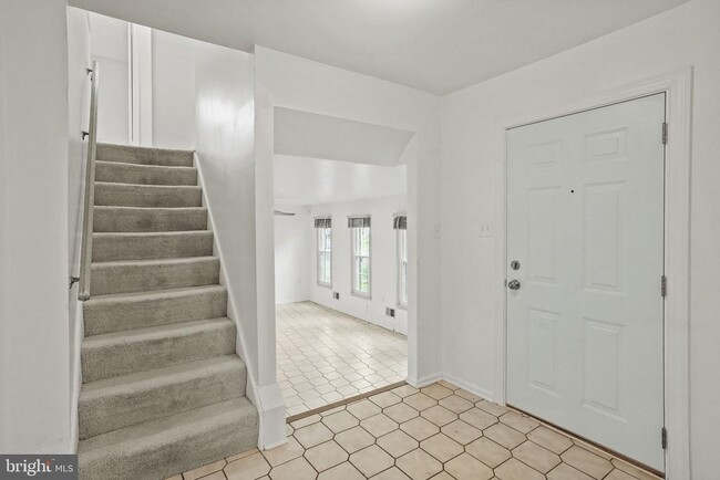 Building Photo - 9086 Brook Ford Rd