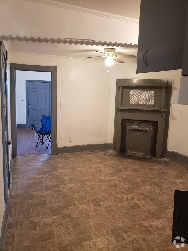 Downtown Savannah Apartments under 800 Savannah, GA 2 Rentals