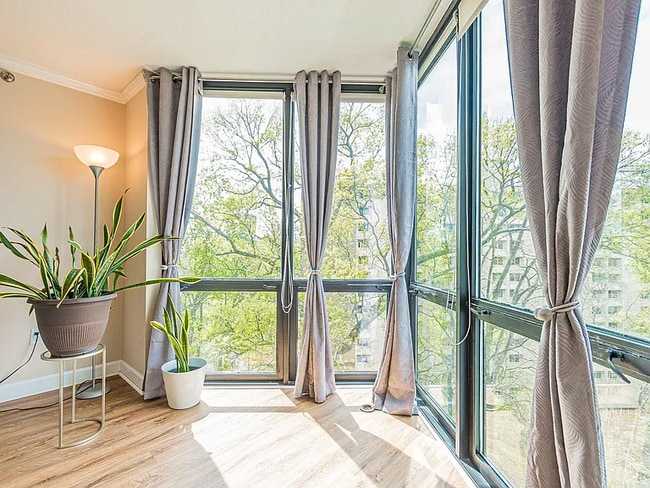 Photo - 2870 Pharr Ct S Northwest Apartment