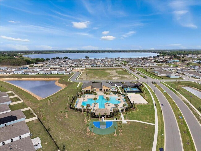 Foto del edificio - 3071 Totem Rd