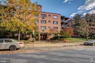 Building Photo - 2325 42nd St NW