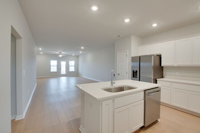 Building Photo - 169 Protestant Dr