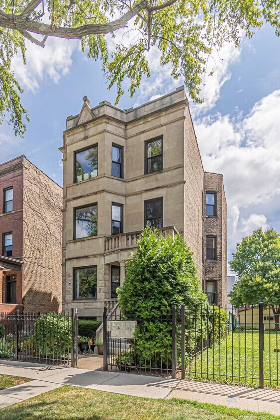 Foto principal - 3261 W Palmer St