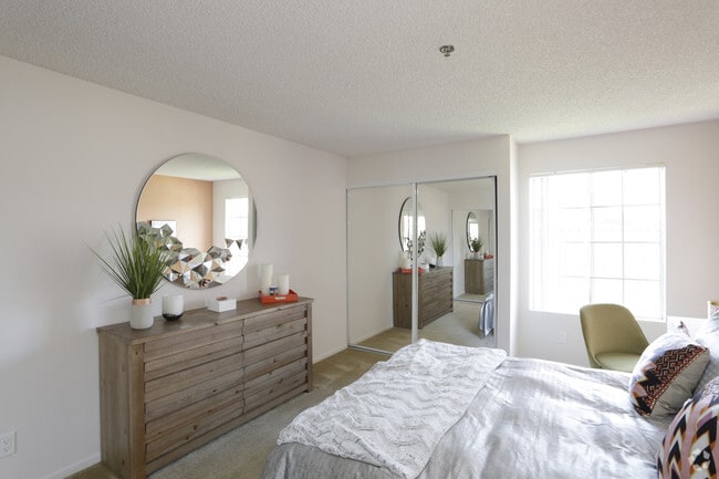 Interior Photo - La Regencia Apartments