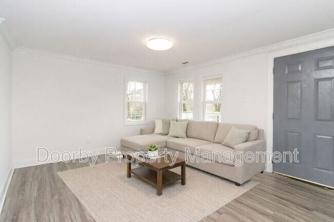 Foto del edificio - 921 East Ave