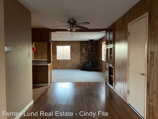 Foto del edificio - 3 br, 2 bath House - 665 Tasker Way