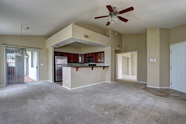 Foto del edificio - Beautiful 3 bedroom Condo