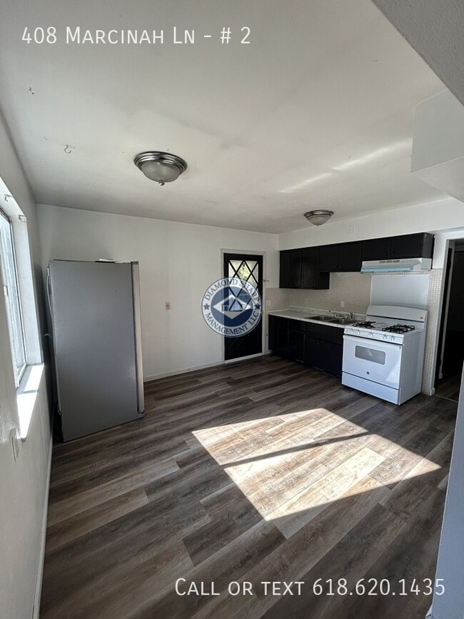 Building Photo - 408 Marcinah Ln