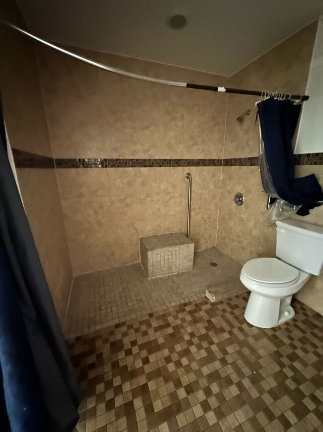 Foto del edificio - 3334 Aberdeen Loop