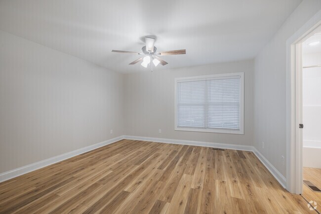 2BR, 2.5BA - 1,360SF - Primary Bedroom - 420-432 Wren Crest Ln