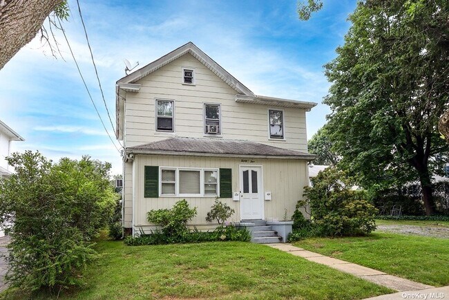 Building Photo - 24 Highland Terrace