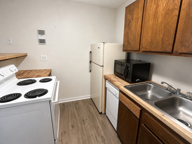 Building Photo - 4909 Cotton Row NW