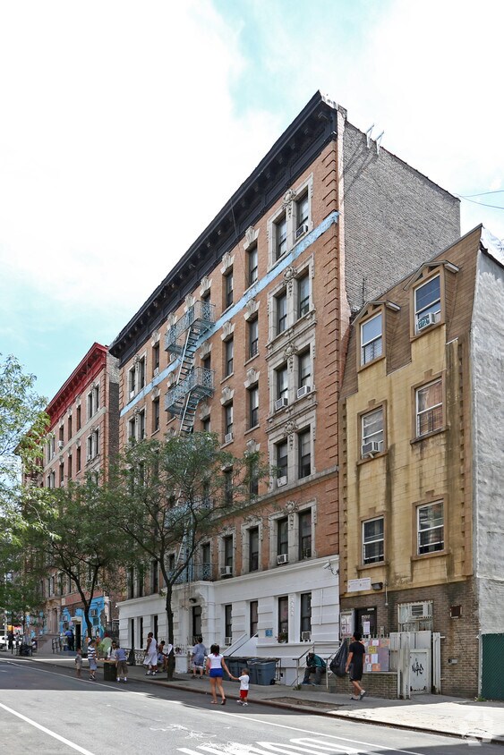 Foto principal - 504-506 W 159th St