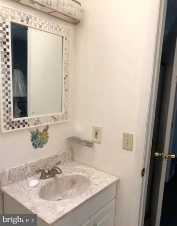 Building Photo - 22 Mimosa Ct