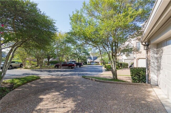 Foto del edificio - West Austin 3x3 Cozy Home!