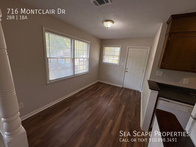 Building Photo - 716 Montclair Dr