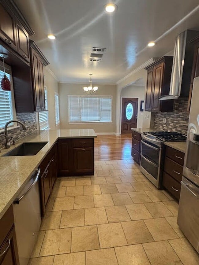 Foto del edificio - Modern 3 Bed, 2 Bath home