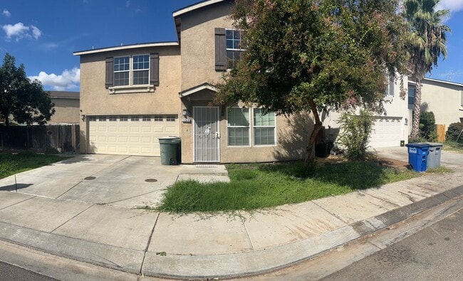 3 bedroom 2 bath Home in Merced - 3 bedroom 2 bath Home in Merced