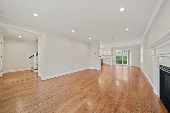 Foto del edificio - 15 Lakeview Ave