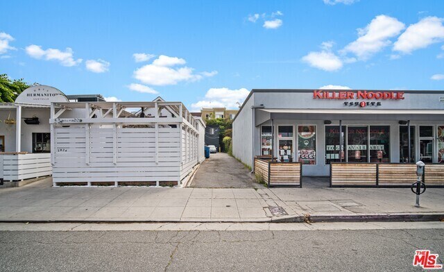 Building Photo - 2028 Sawtelle Blvd