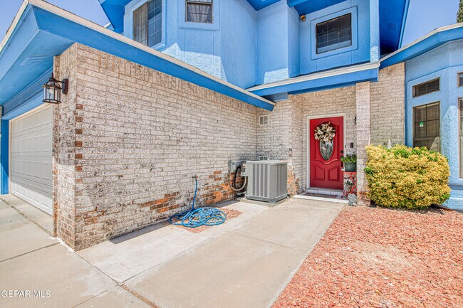 Foto del edificio - 12017 Meadow Gate Dr