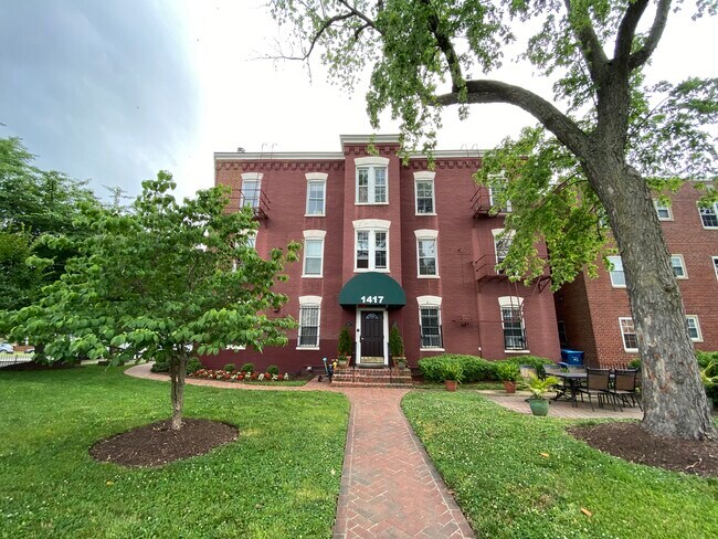 Building Photo - 1417 Massachusetts Ave SE